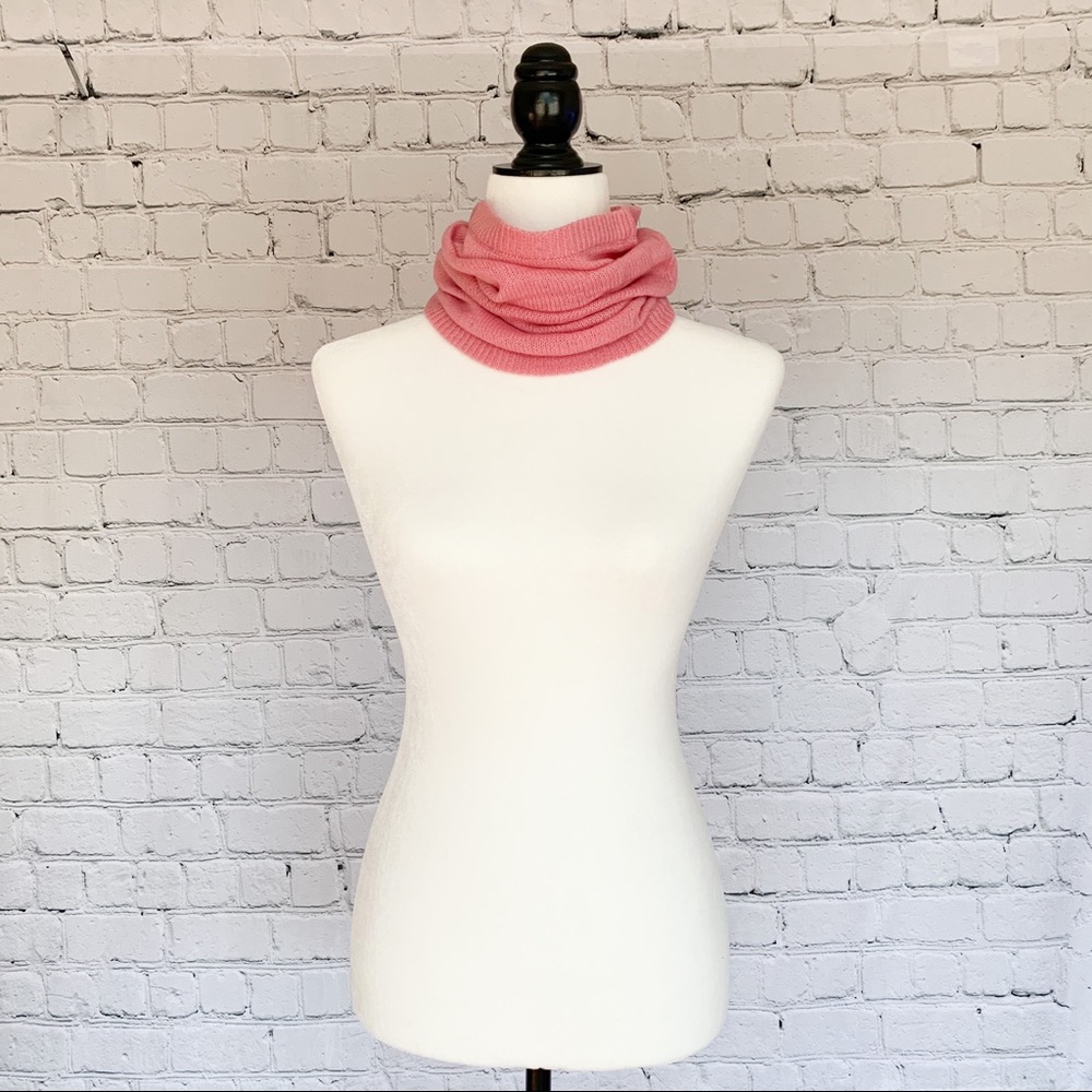 Pink Pashmina Wool Cowl Scarf - Picture 2 of 3